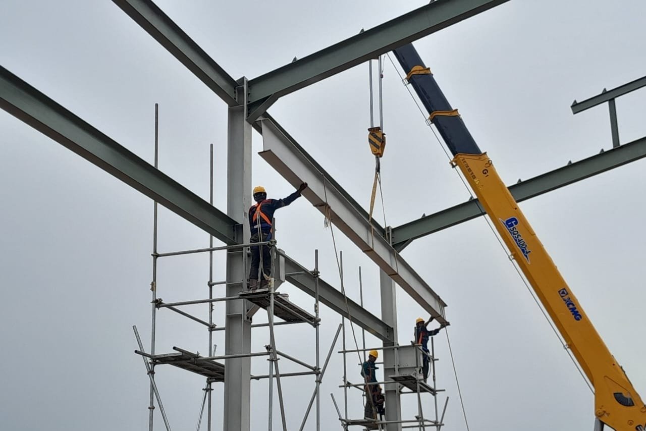 Langgam Erection October